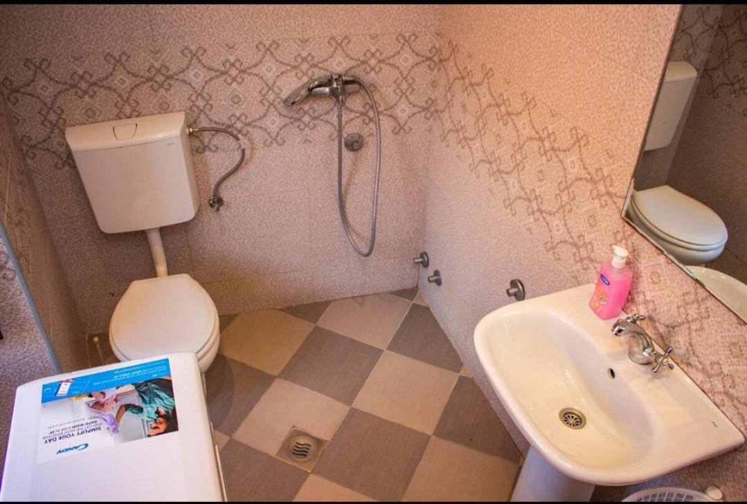 Guest House Sljuka Kotor Bagian luar foto