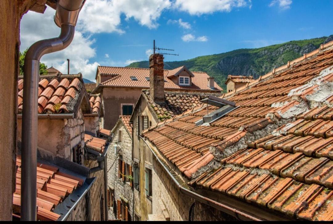 Guest House Sljuka Kotor Bagian luar foto