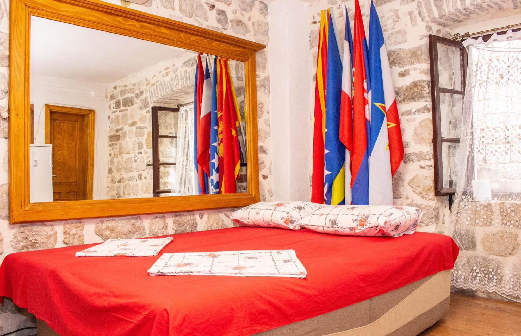 Guest House Sljuka Kotor Bagian luar foto